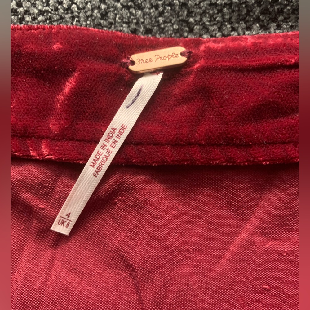 ❌SOLD❌Free People Annalise Side Vent Velvet Mini Skirt Size 4 in Burgundy - Picture 9 of 11